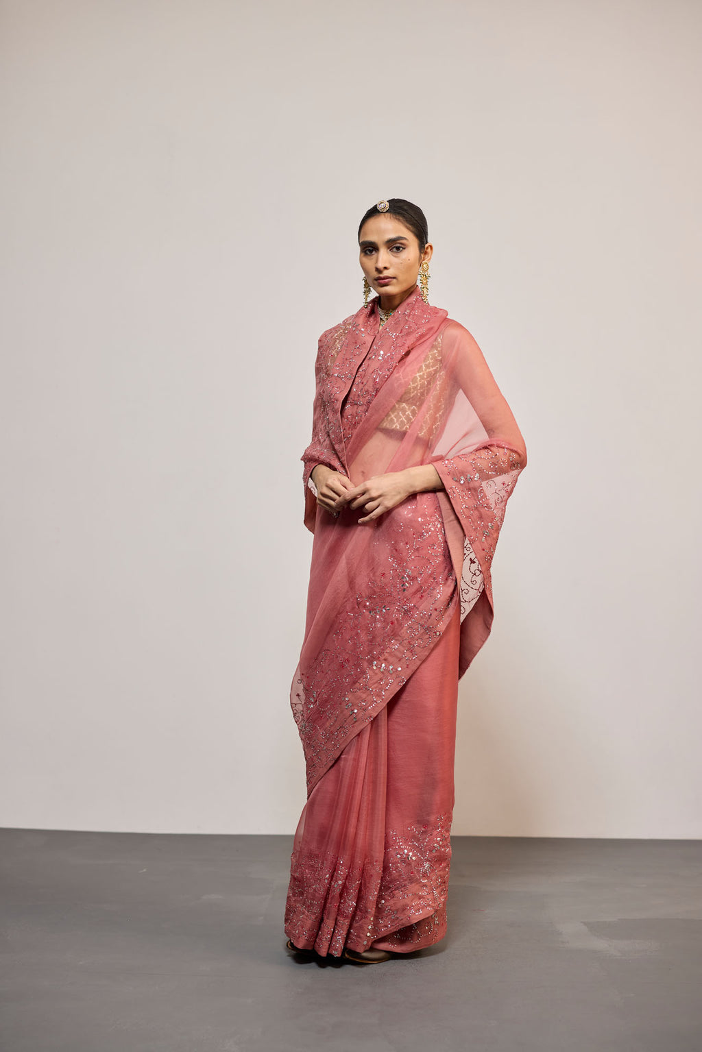 ROSE (SARI)