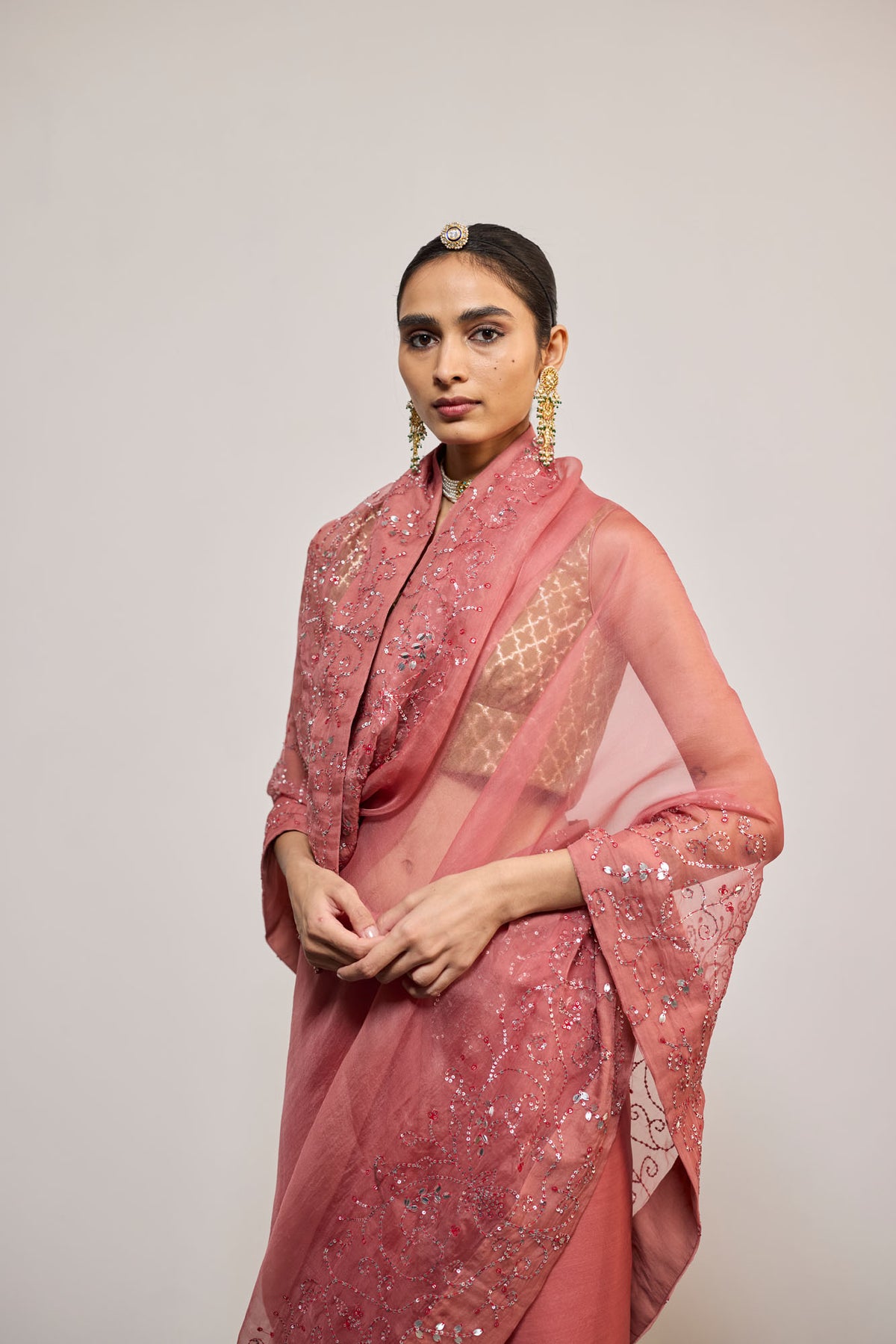 ROSE (SARI)