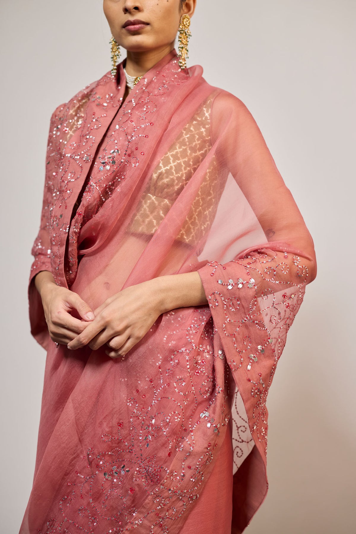 ROSE (SARI)