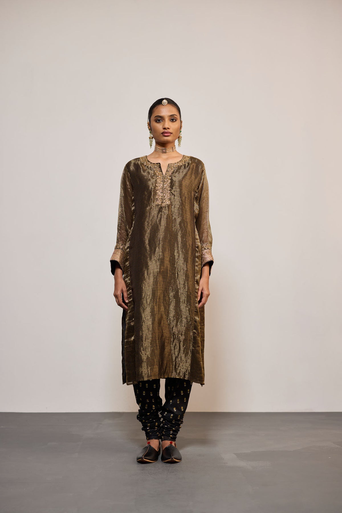 KAJRI (KURTA SET)