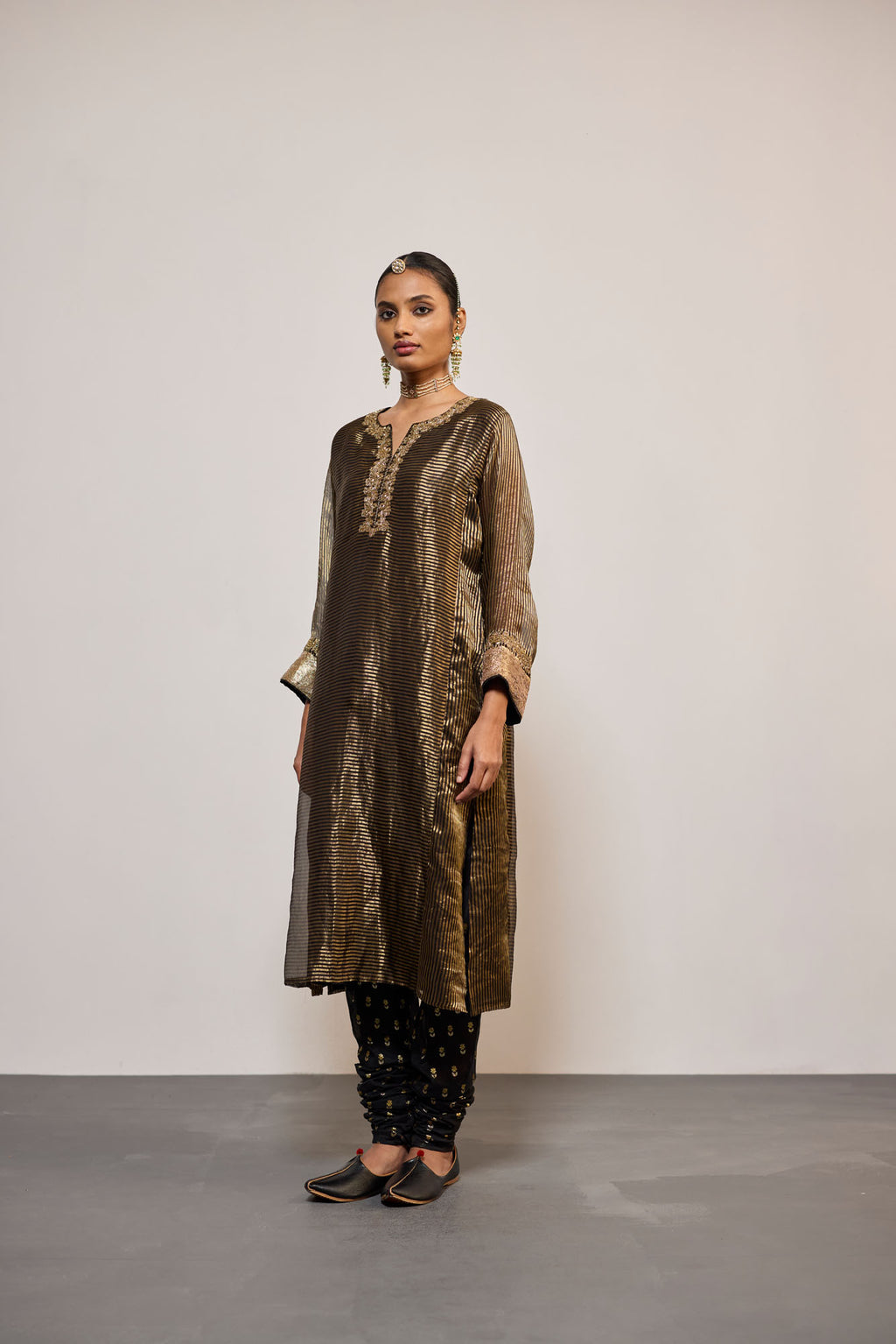 KAJRI (KURTA SET)