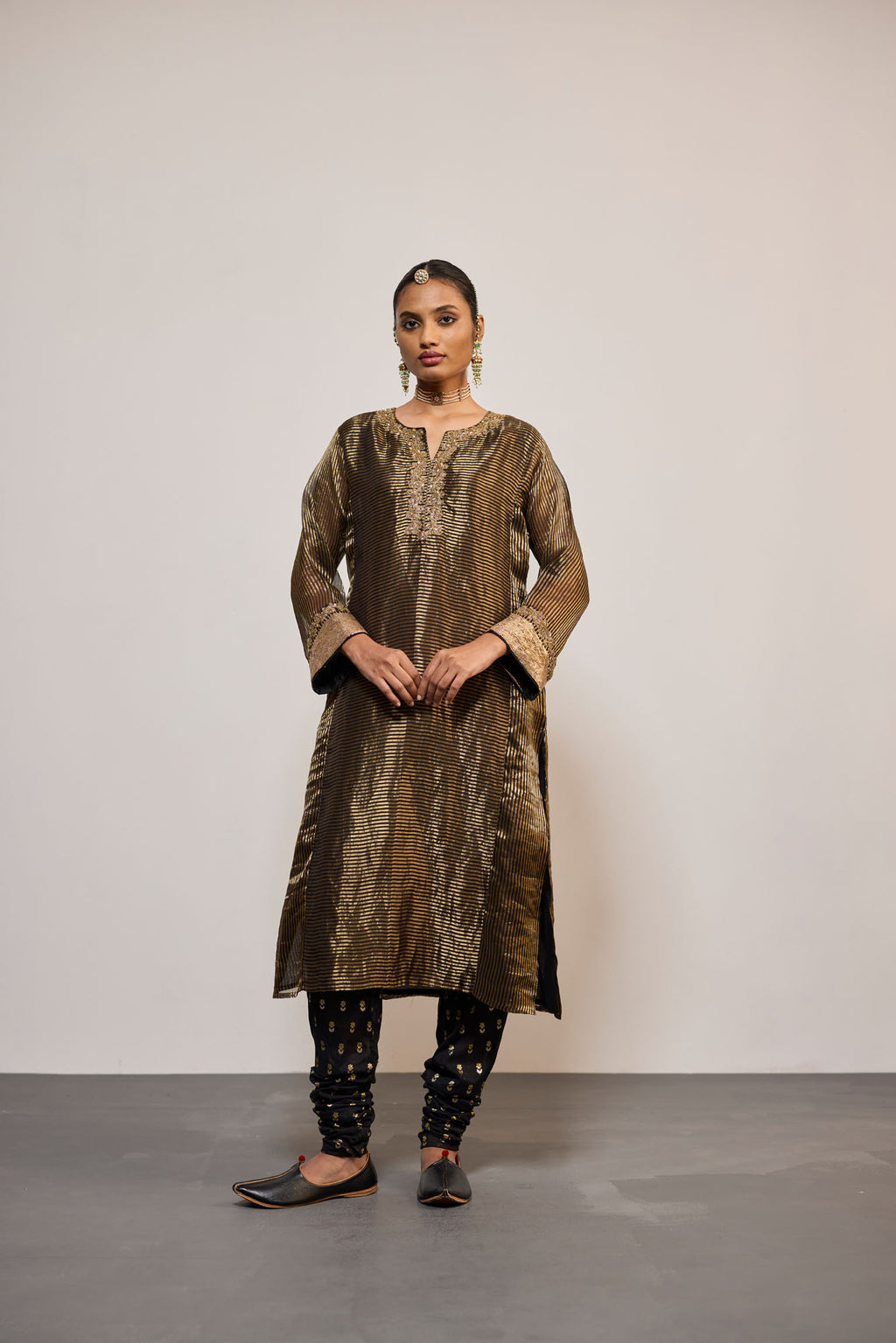 KAJRI (KURTA SET)