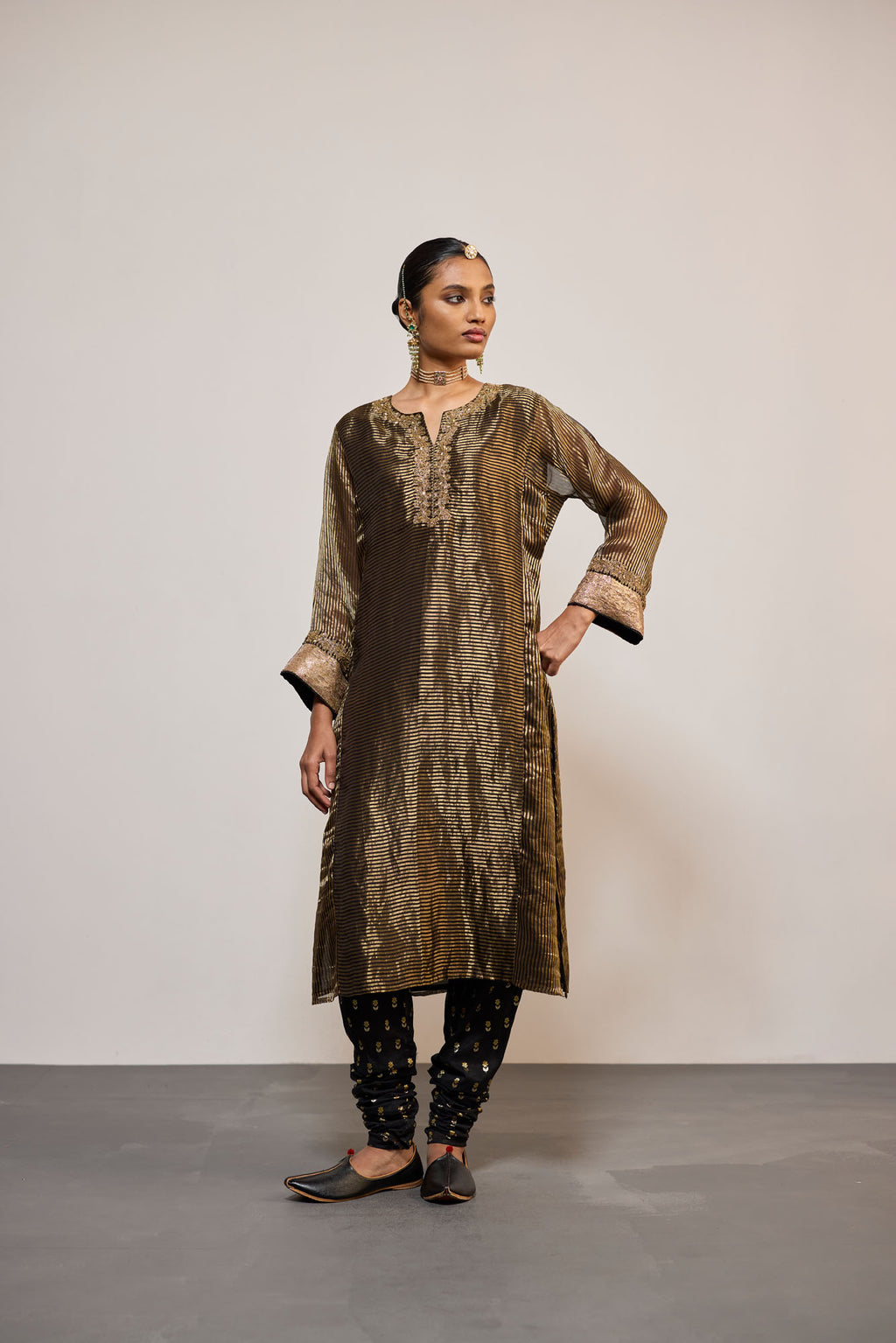 KAJRI (KURTA SET)
