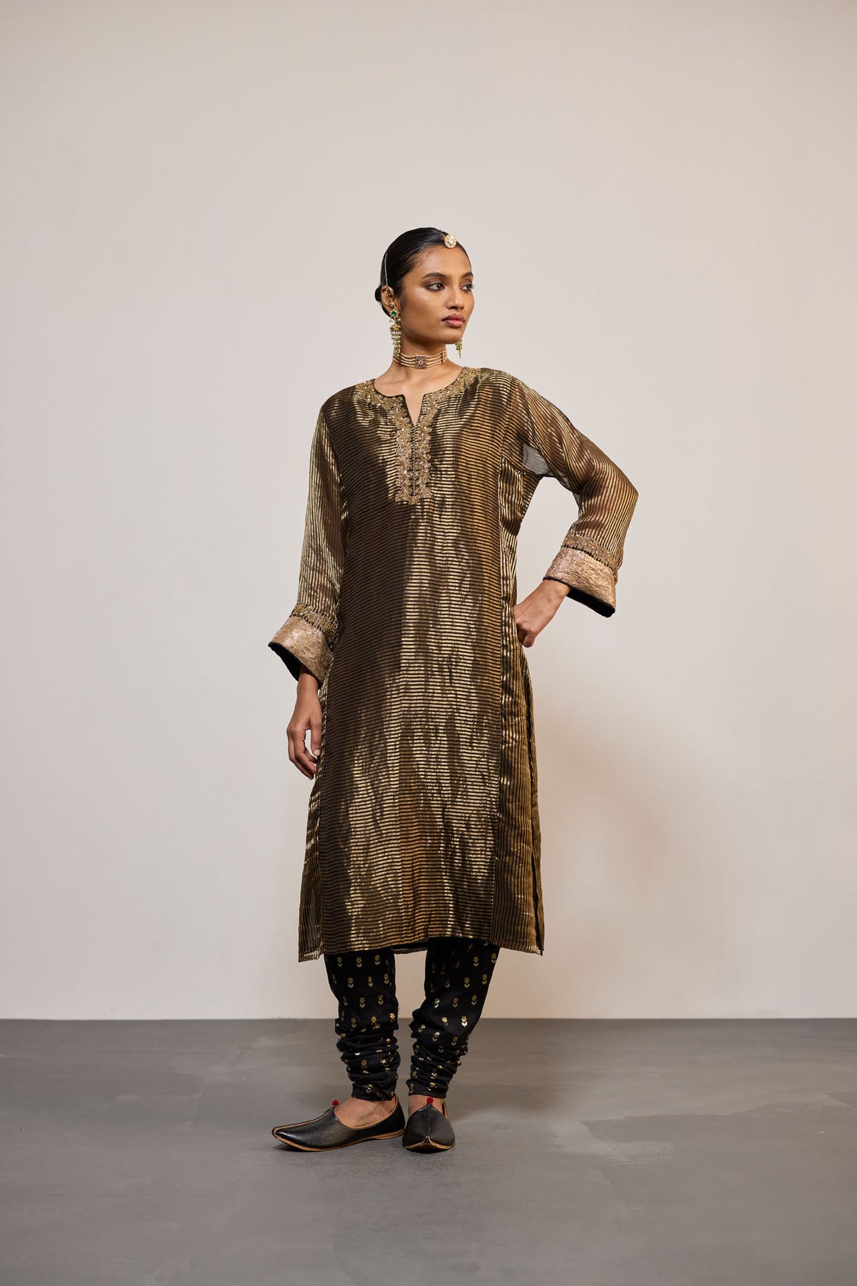KAJRI (KURTA SET)