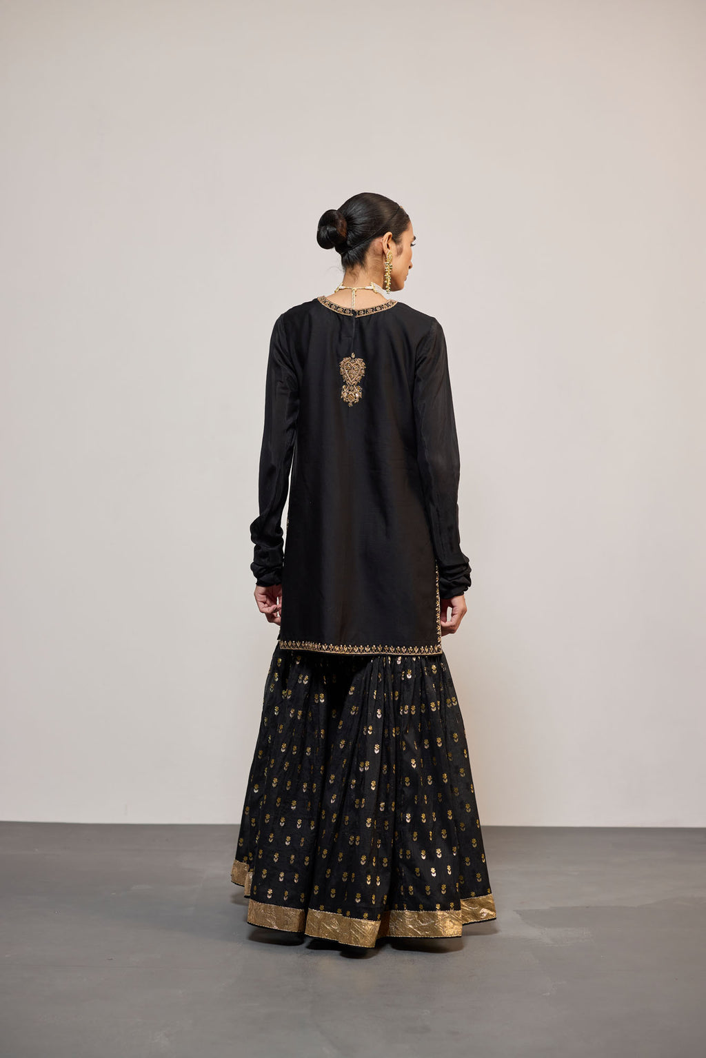 KAJRI (SHARARA)