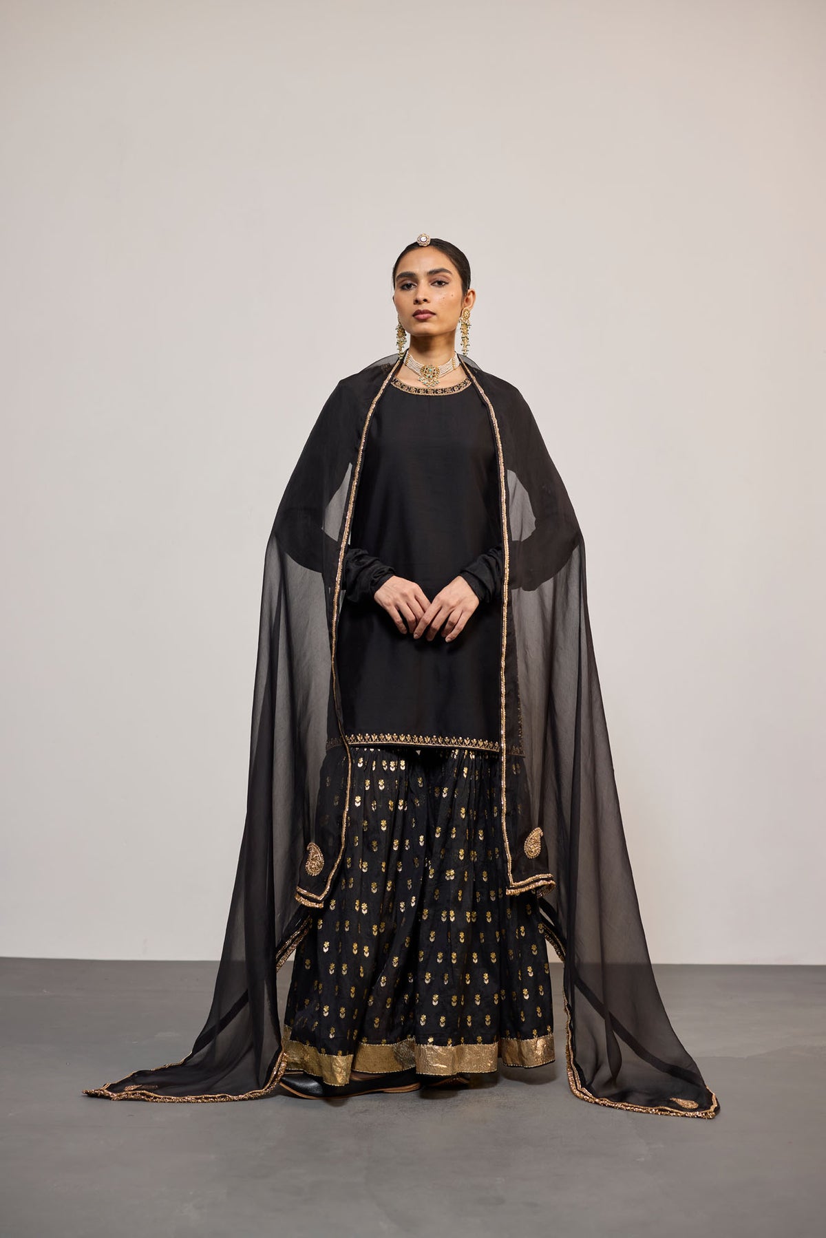 KAJRI (SHARARA)