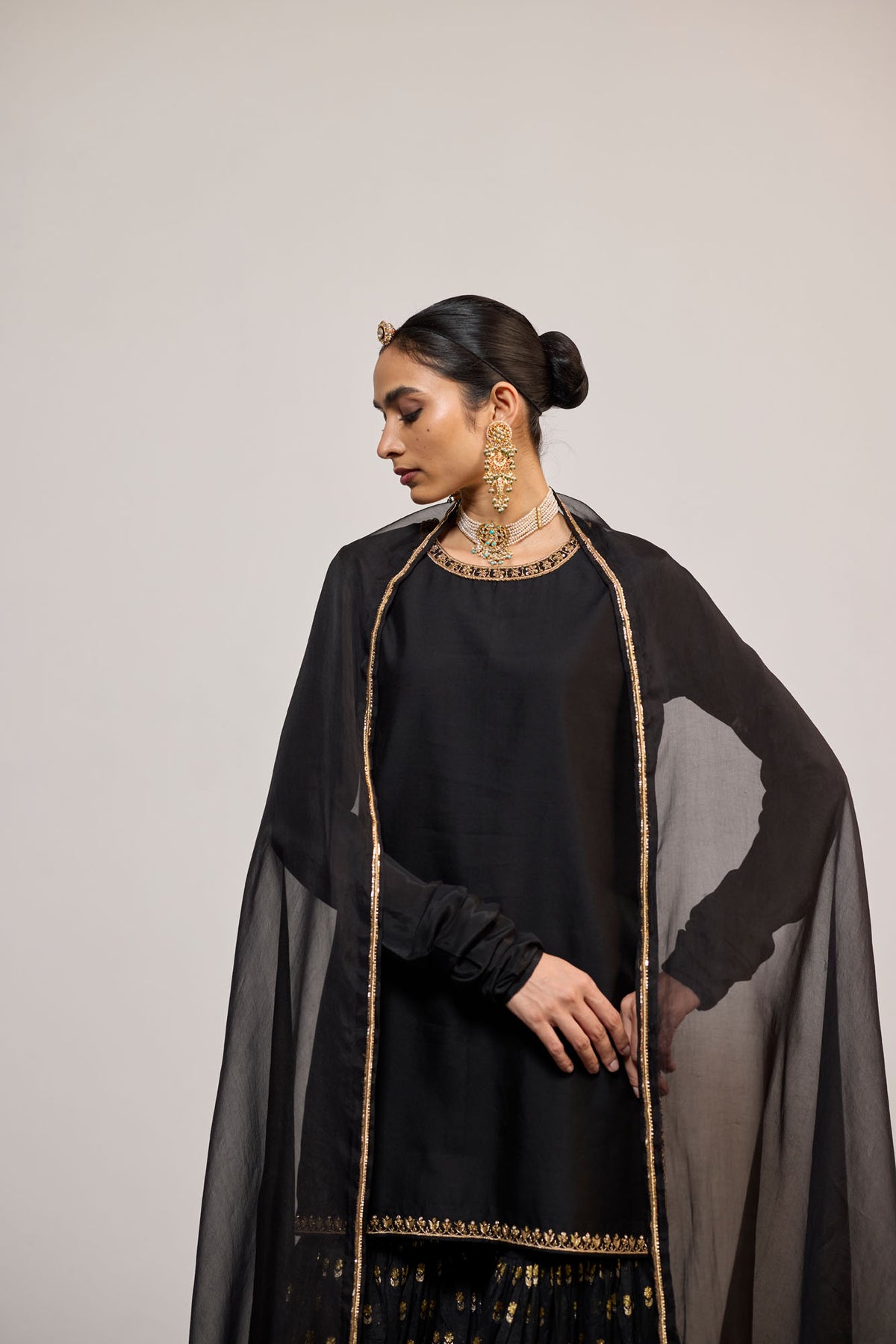 KAJRI (SHARARA)