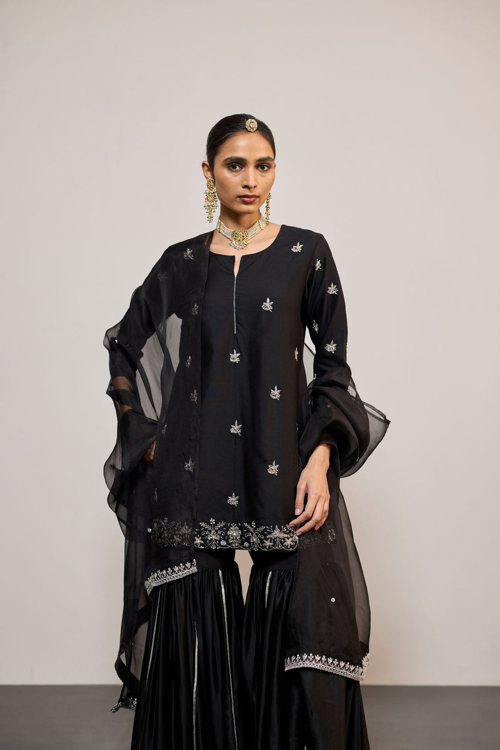 KAAJLI (SHARARA)