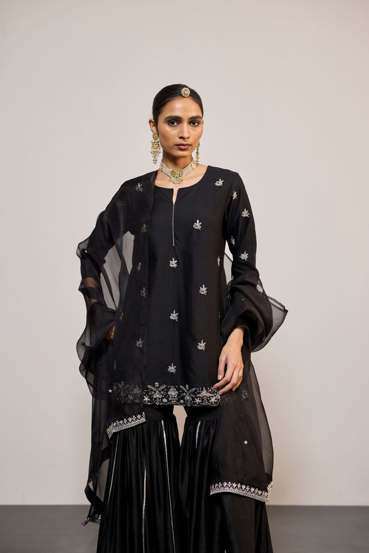 KAAJLI (SHARARA)